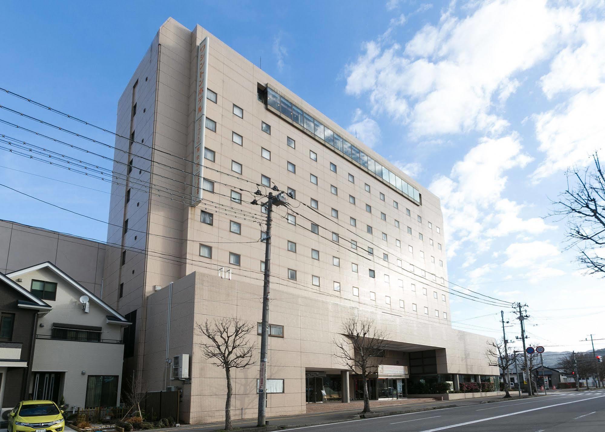 Aizuwakamatsu Washington Hotel Exterior photo